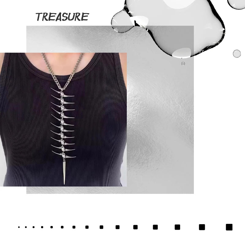 The Fishbone Shackle Necklace In A Punk And Cold Style, Made Of Copper Alloy, Is A Neutral Carnival Jewelry Accessory