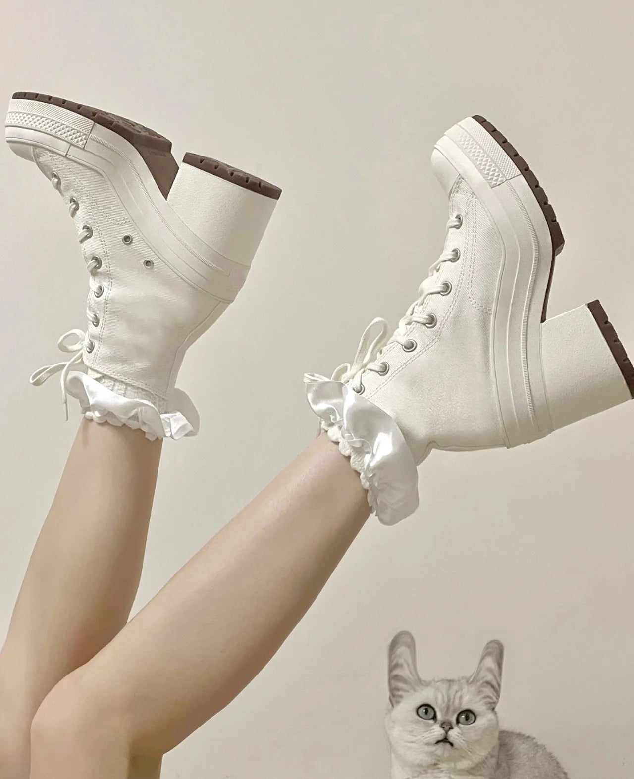 Fashionable High Top Canvas Shoes Classic Retro Casual Shoes Thick Soled Sports Shoes Height Increasing Breathable Women's Shoe