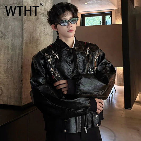 WTHT Fashion Men's Leather Spliced Metal High Street Coats Trendy American Style Zipper Lapel Jackets Male 2025 Autumn 2A2063