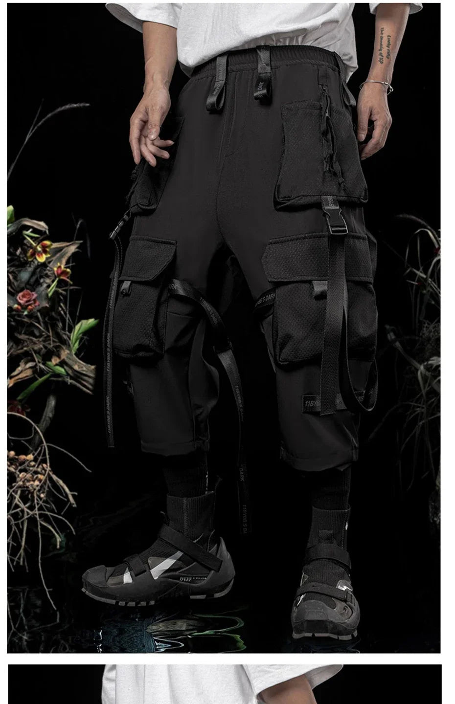 Punk Techwear Cargo Pants Big Pockets Ribbons Oversized Hip Hop Black Pants Joggers Streetwear Harajuku Loose Harem Trousers