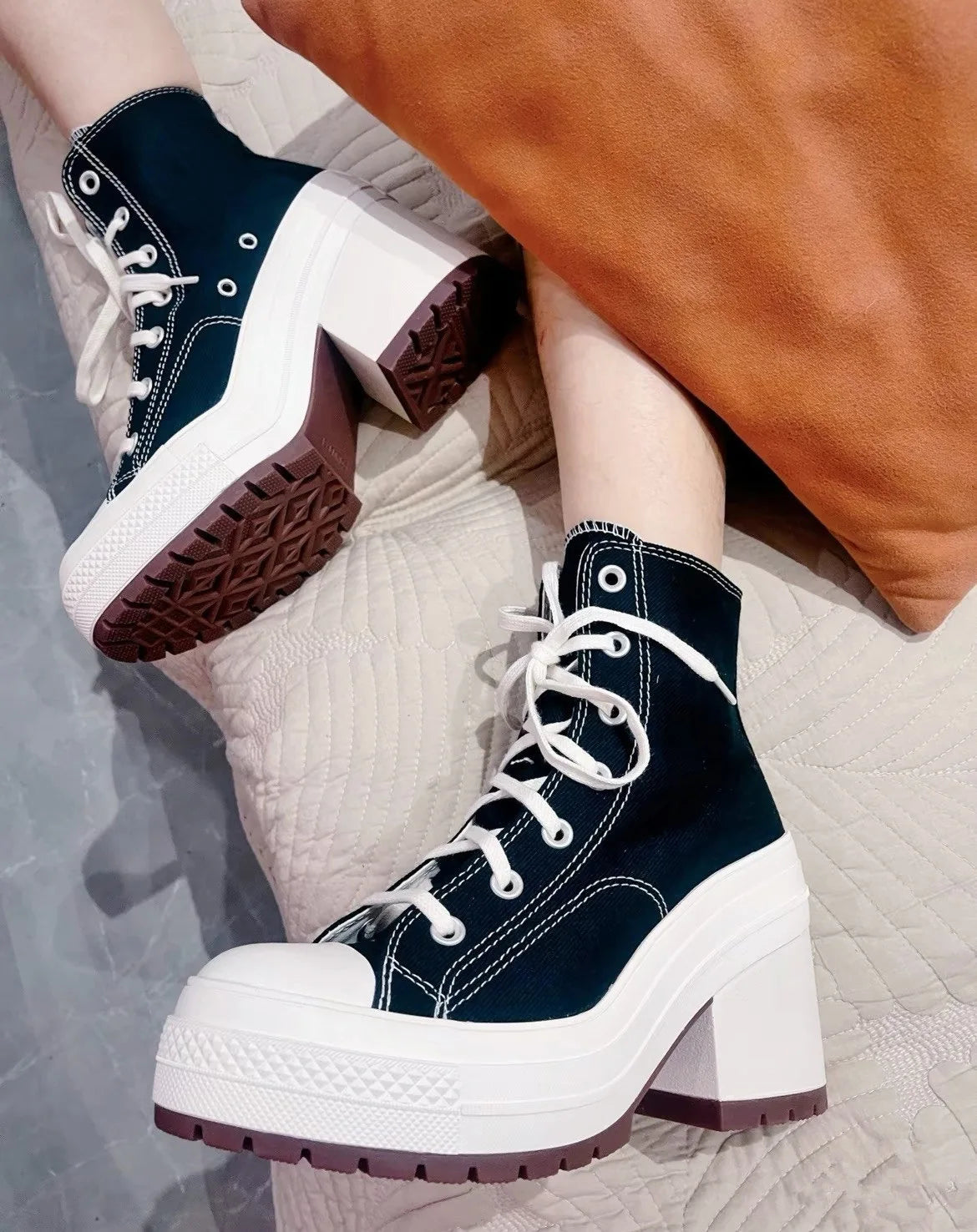 Fashionable High Top Canvas Shoes Classic Retro Casual Shoes Thick Soled Sports Shoes Height Increasing Breathable Women's Shoe
