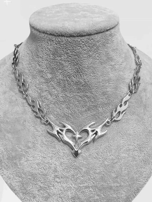 Punk Pendant Necklace Bramble Flame Peach Heart Hollow Necklaces Hip Hop Flame Collares Con Colgante Man's Necklace K101365