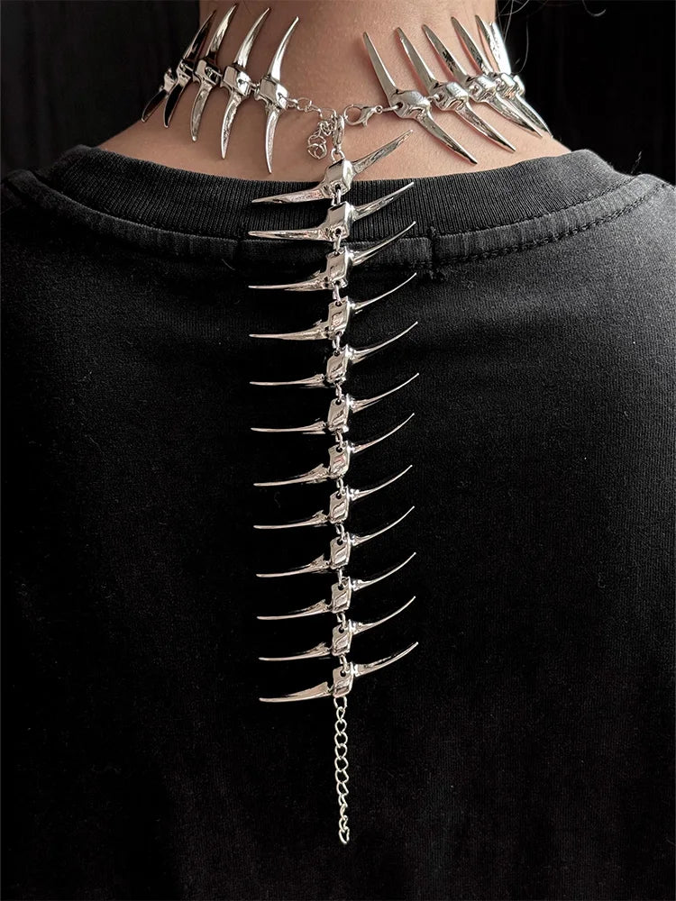 The Fishbone Shackle Necklace In A Punk And Cold Style, Made Of Copper Alloy, Is A Neutral Carnival Jewelry Accessory